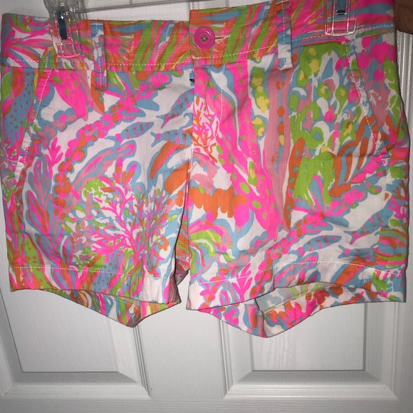 Lilly Pulitzer shorts - Picture 4 of 5